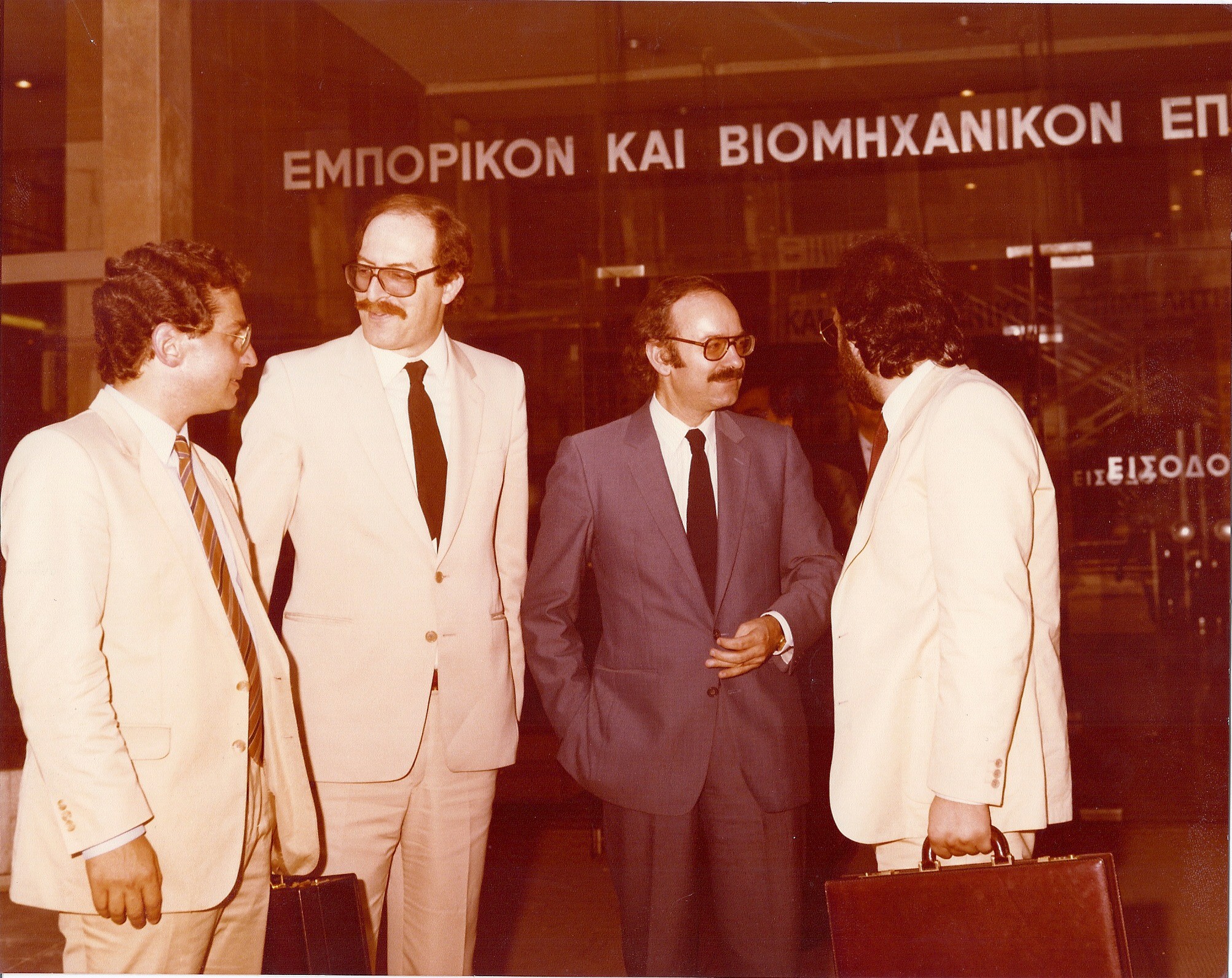 ΒΡΑΒΕΙΑ ΕΞΑΓΩΓΕΩΝ 21-6-1982